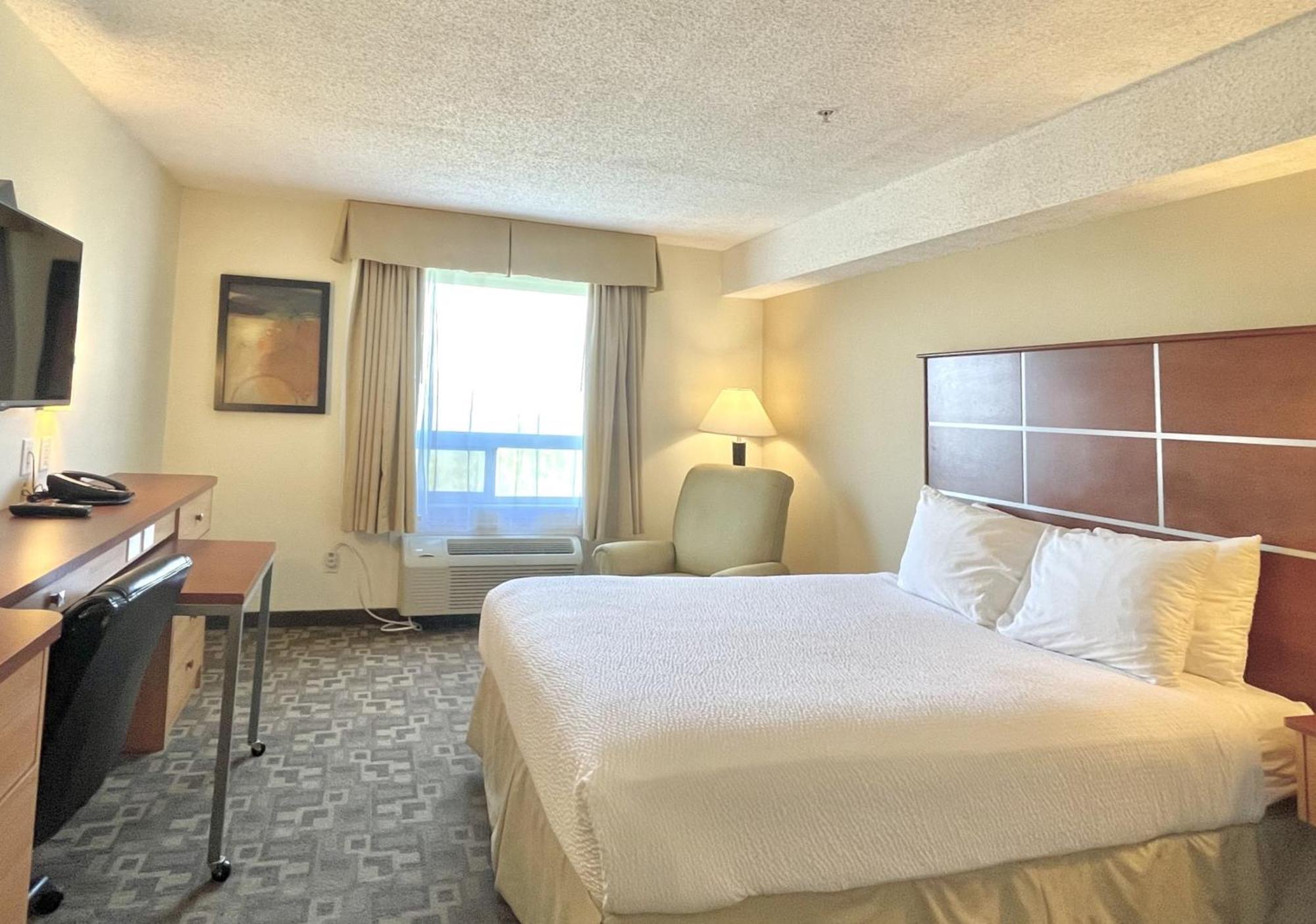 Days Inn By Wyndham Grande Prairie Kültér fotó